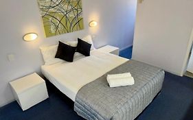 Bay Air Motel